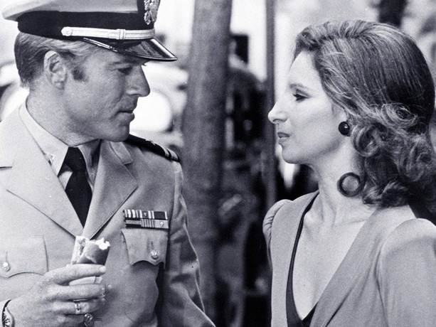 Robert Redford e Barbra Streisand em The way we were (1973). Creative Commons