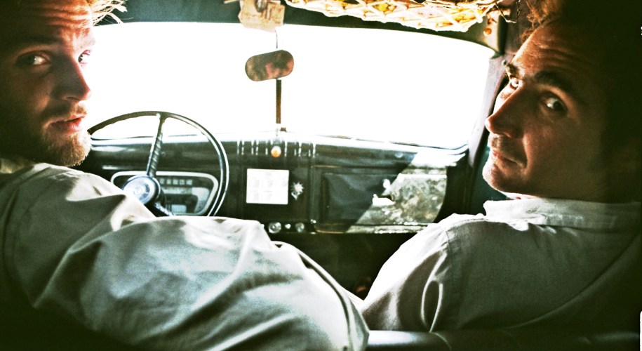 João Miguel e Peter Ketnath em Cinema, Aspirinas e Urubus